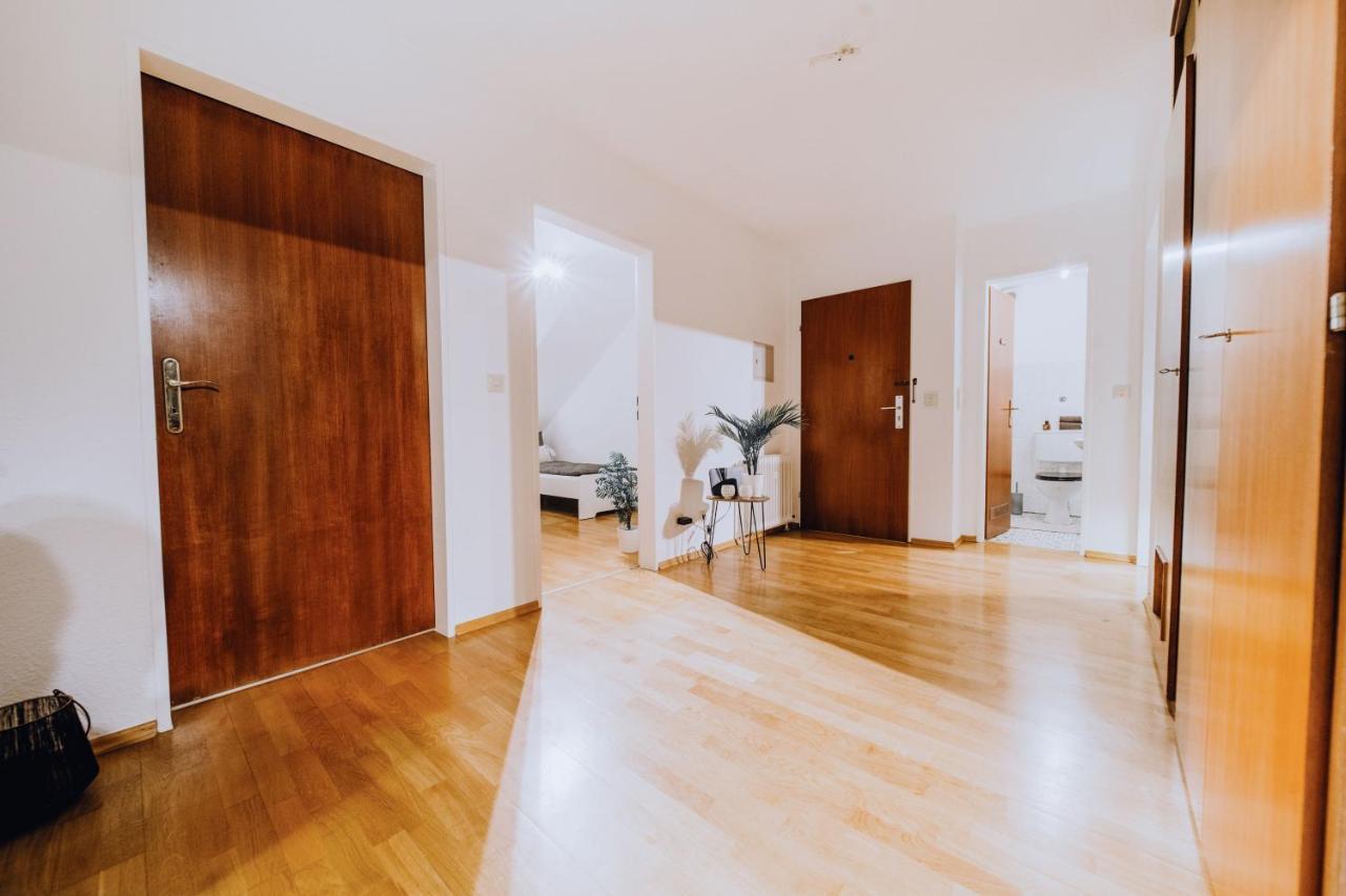 Grosse 3 Zimmer Ferienwohnung Koblenz Wallersheim Mit Pkw Stellplatz المظهر الخارجي الصورة